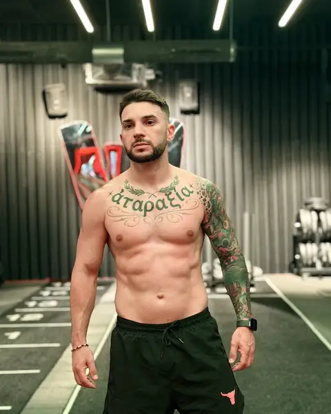 Fede, coach de Pomposo y Peligroso
